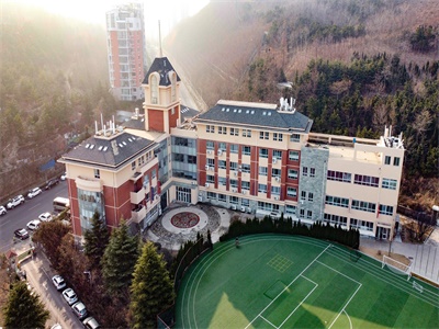 梅尔顿学校鸟瞰图