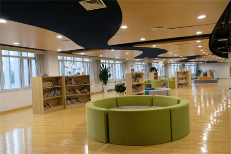 学校阅览室