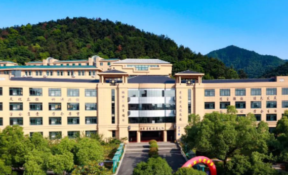 东方中学国际部