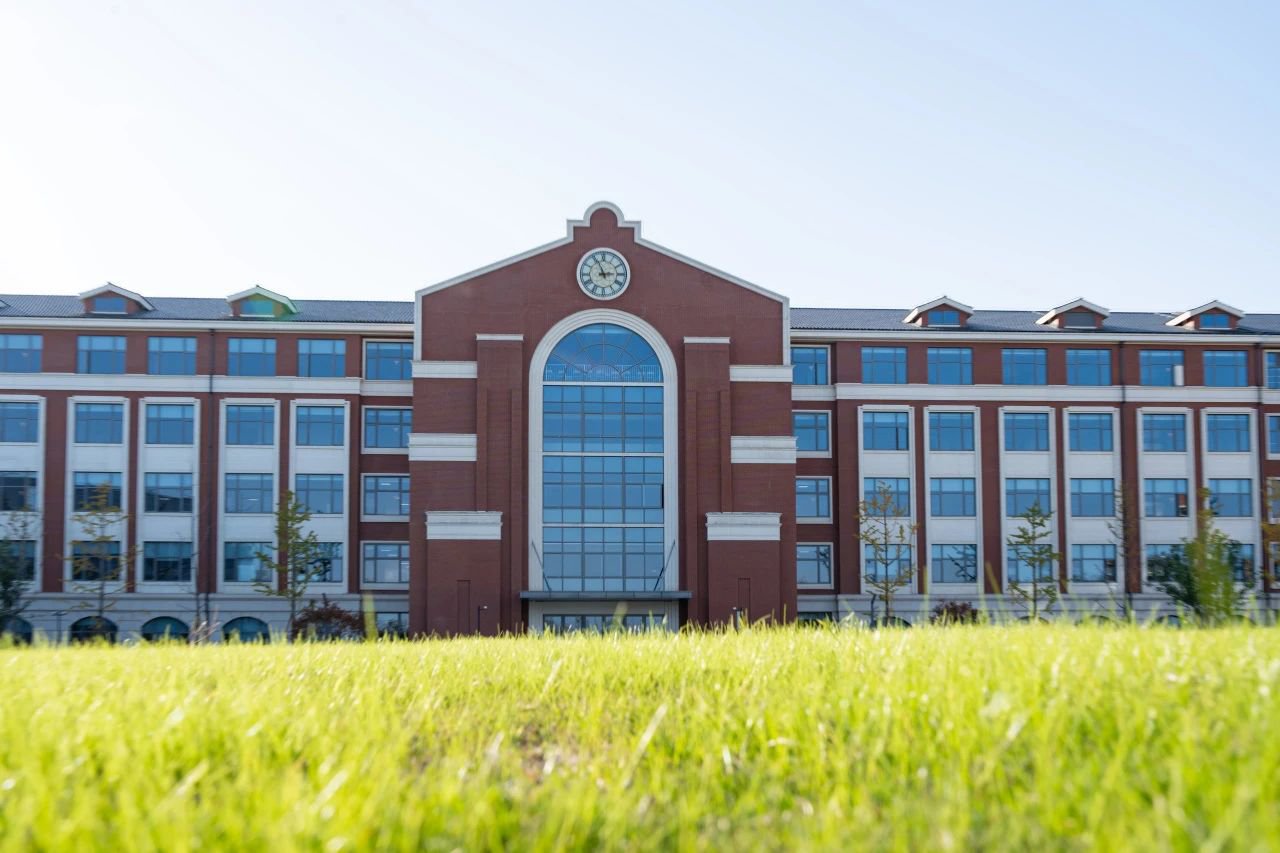 杭州鼎文学校